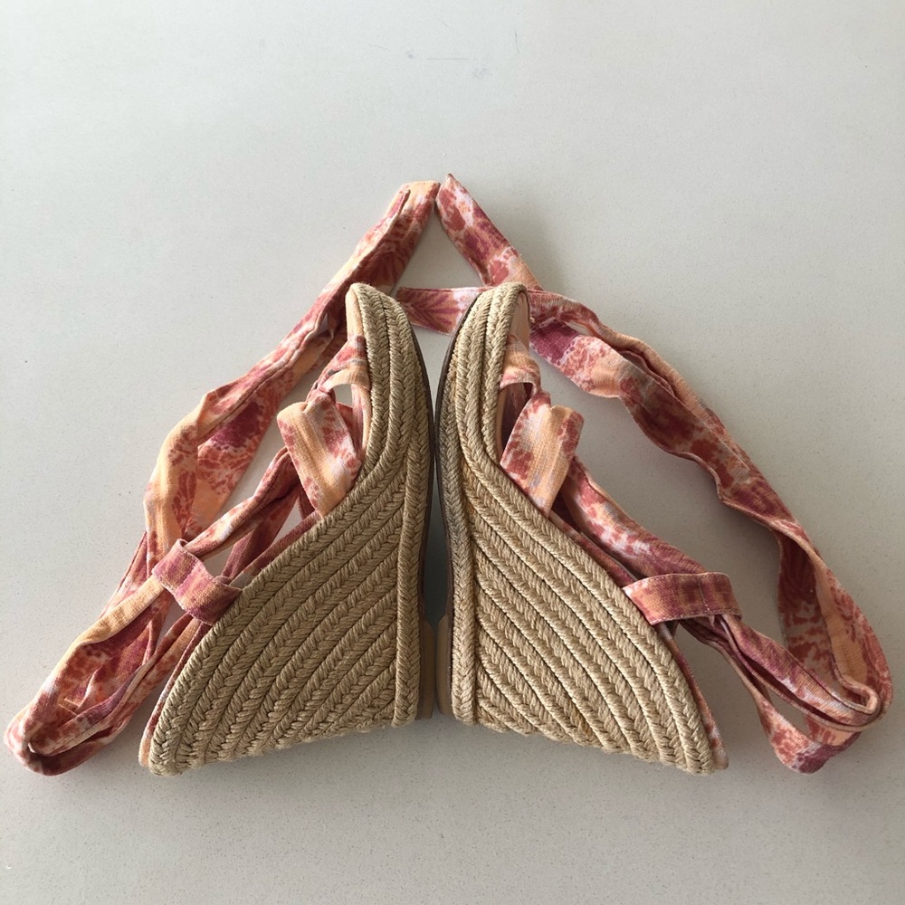 Theodora & Callum X Stuart Wietzman Espadrilles - image 5